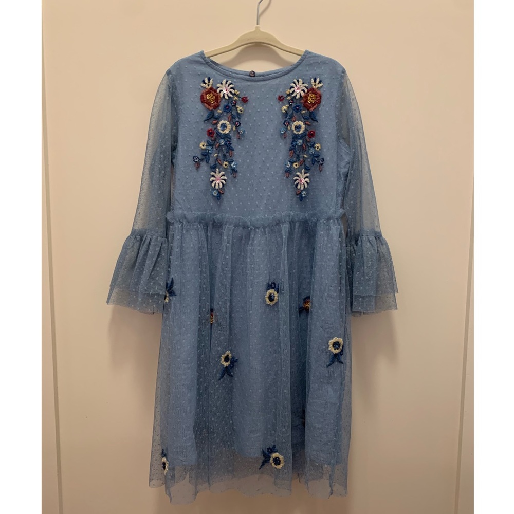 Blue Dotted Tulle dress w/ Floral Appliqué size 7
